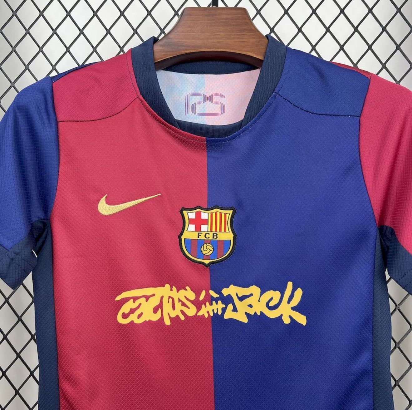 FC Barcelona x Travis Scott Kids Kit