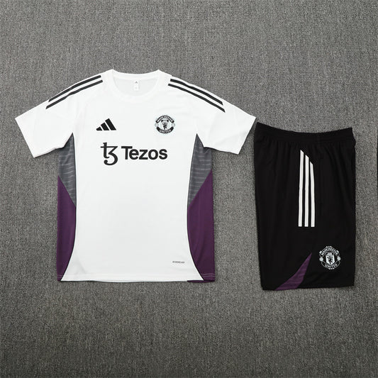 25/26 Manchester United Cream/Purple Shorts Training Set