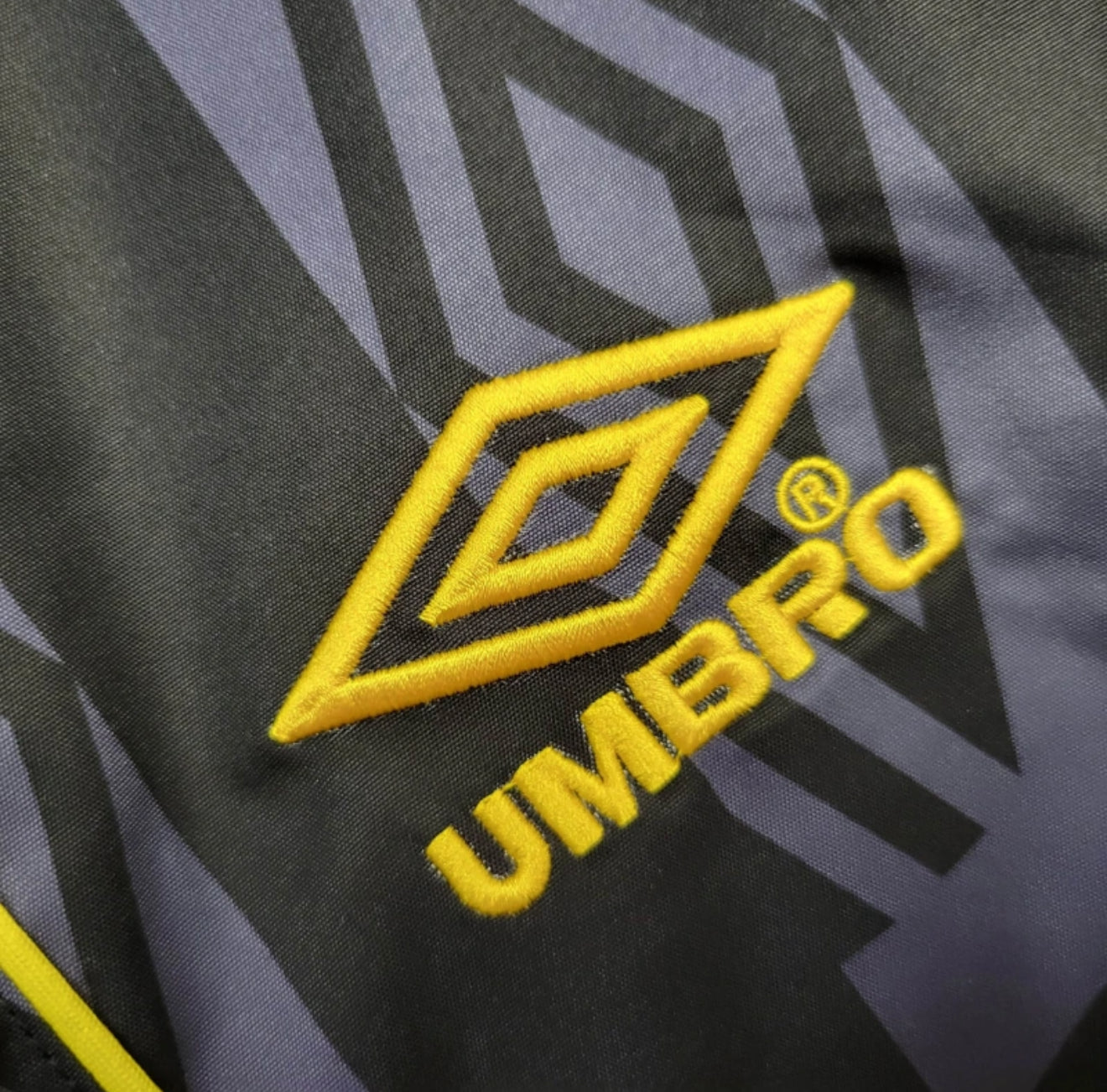 Retro Manchester United Windbreaker