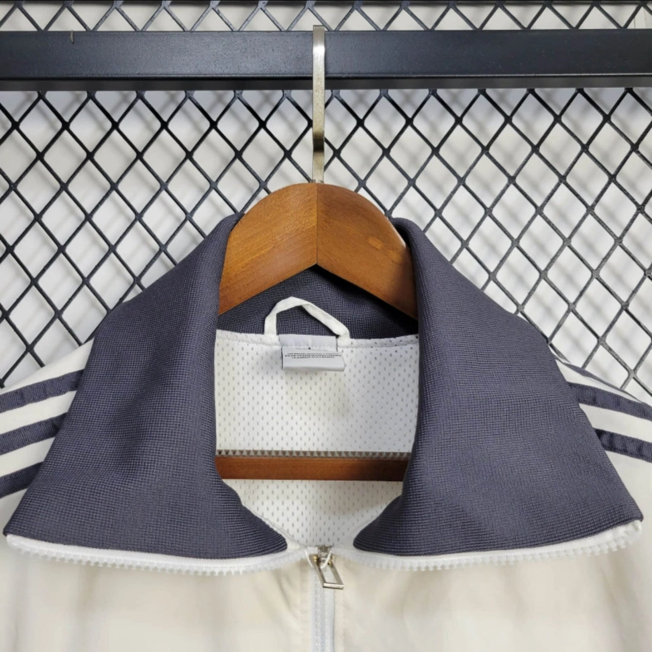 Juventus Cream/Grey Windbreaker