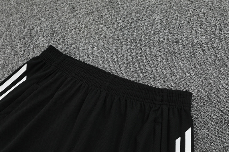 25/26 Liverpool Green/Black Shorts Training Set