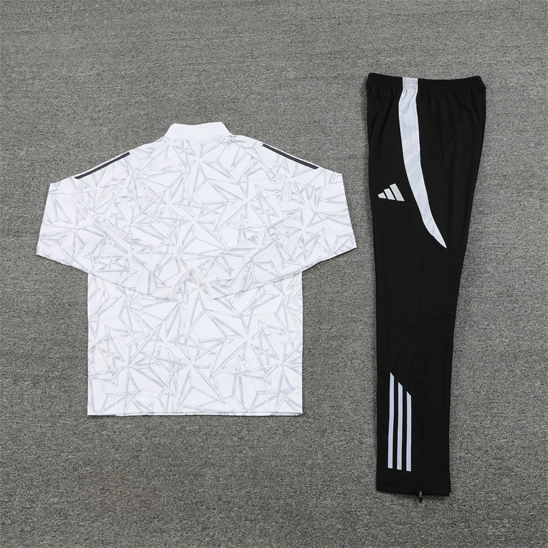 24/25 Real Madrid Black And White 1/4 Zip Tracksuit