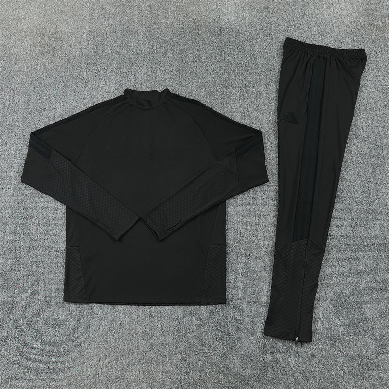 Liverpool Blacked Out 1/4 Zip Tracksuit