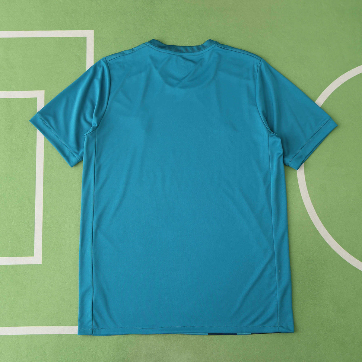 17/18 Real Madrid Retro Third Jersey