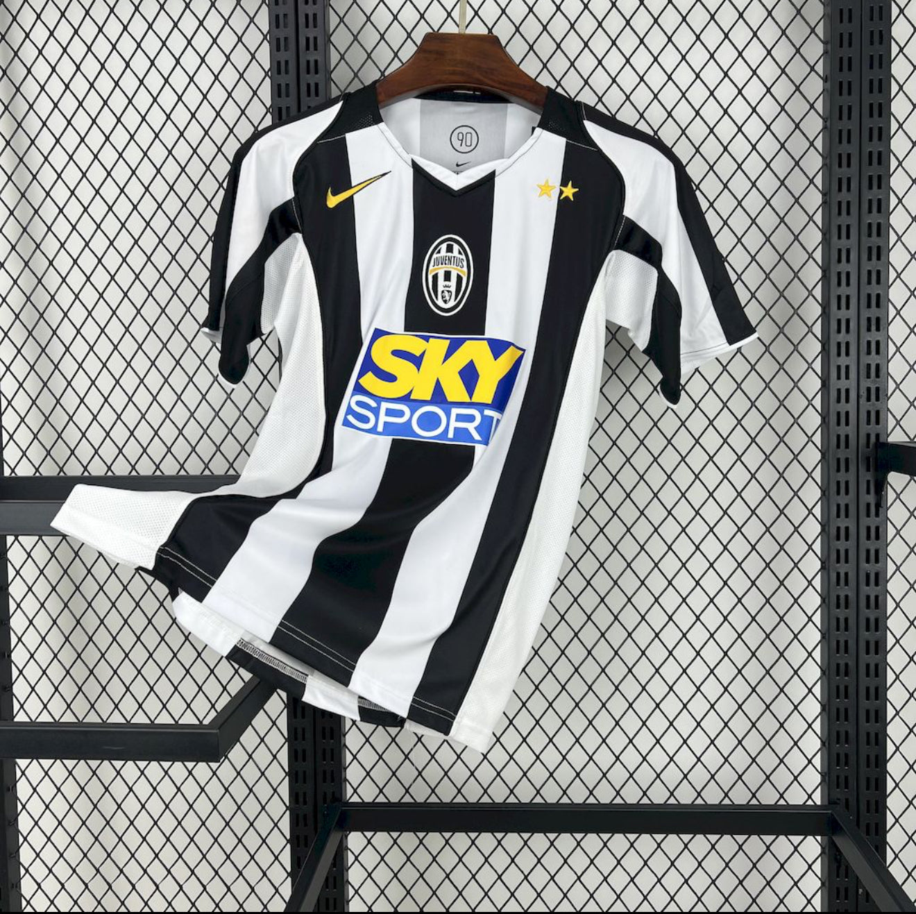04/05 Juventus Retro Home Jersey