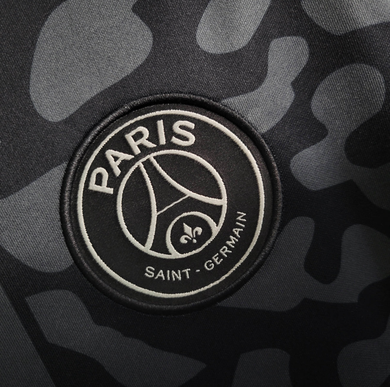 23/24 PSG 3rd Jersey