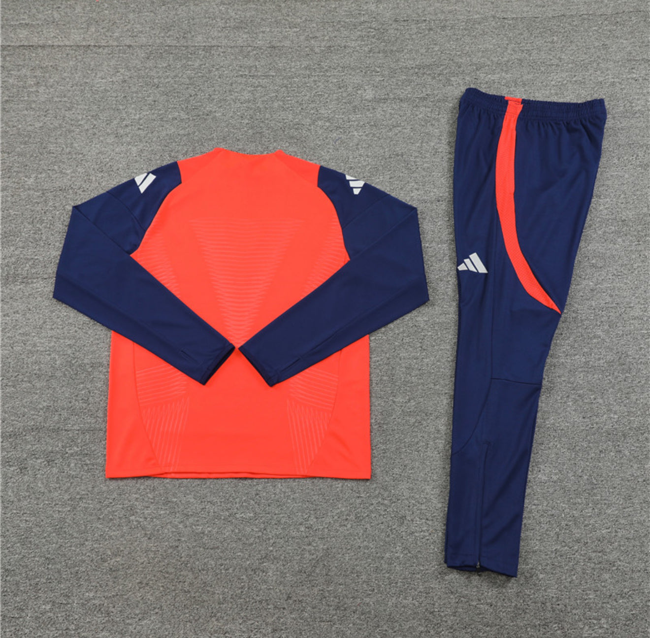 24/25 Manchester United Orange And Navy Tracksuit