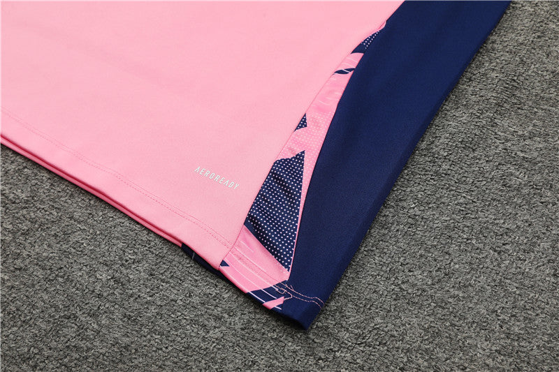 24/25 Arsenal FC Pink 1/4 Zip Tracksuit