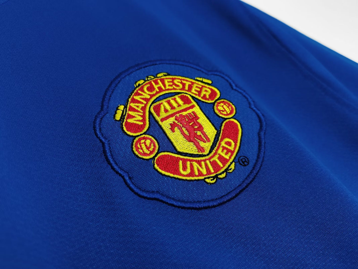 08/09 Manchester United Retro Away Jersey