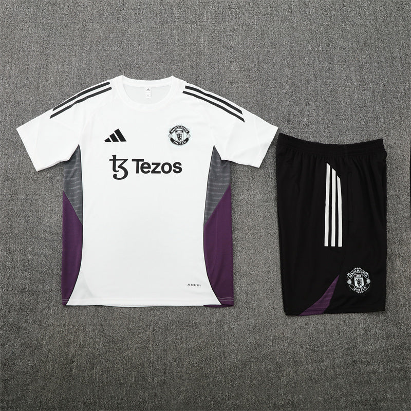 25/26 Manchester United Cream/Purple Shorts Training Set