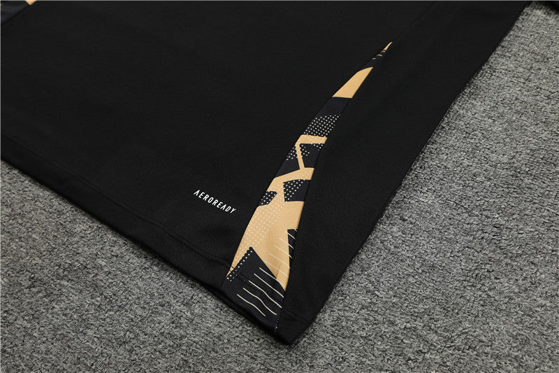 24/25 Real Madrid Black And Gold 1/4 Zip Tracksuit
