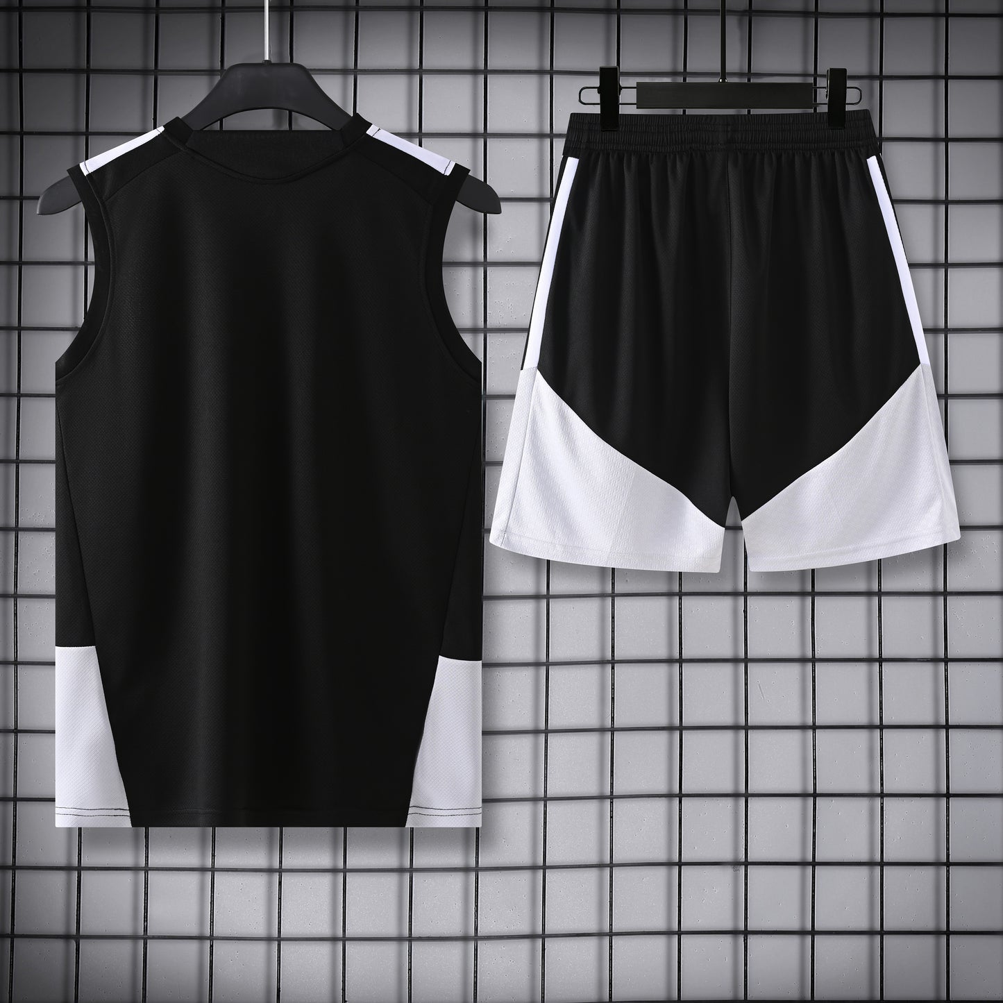 26/27 Real Madrid Black/Grey Vest Training Set