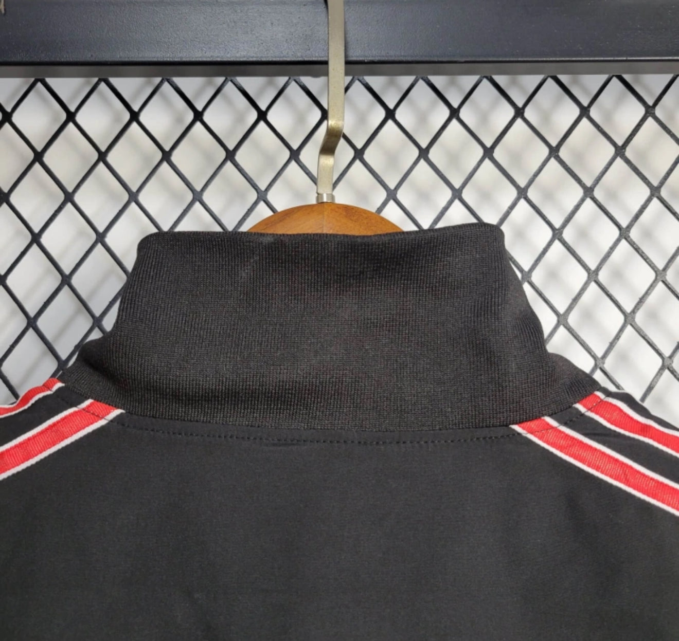 Manchester United Black/Red Windbreaker