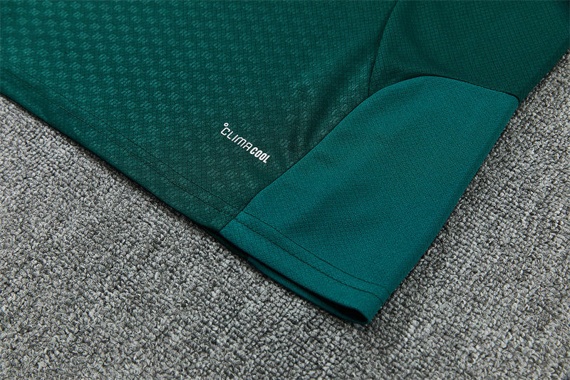 26/27 Real Madrid Green/Pink Shorts Training Set
