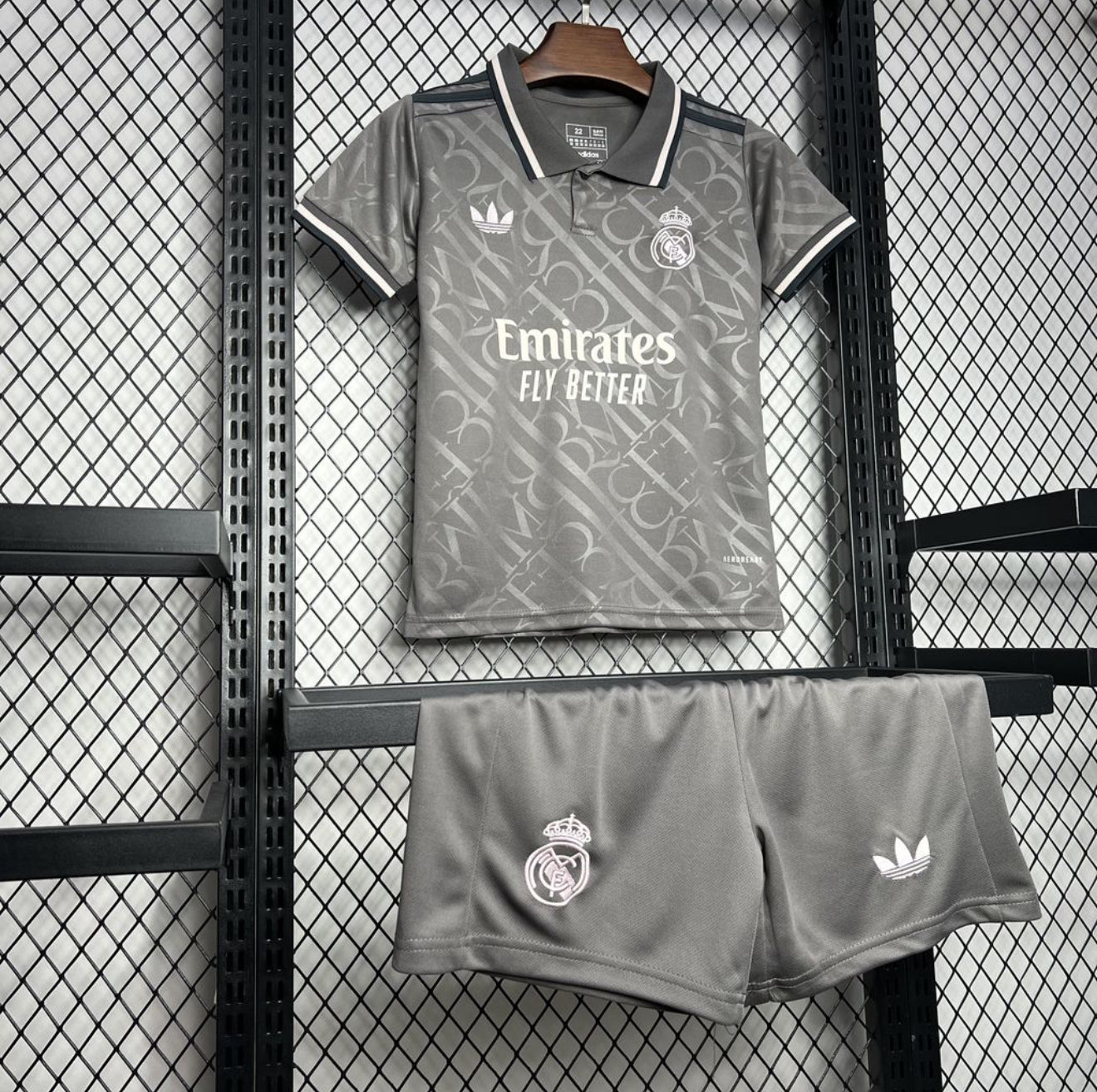 24/25 Real Madrid Third Kids Kit