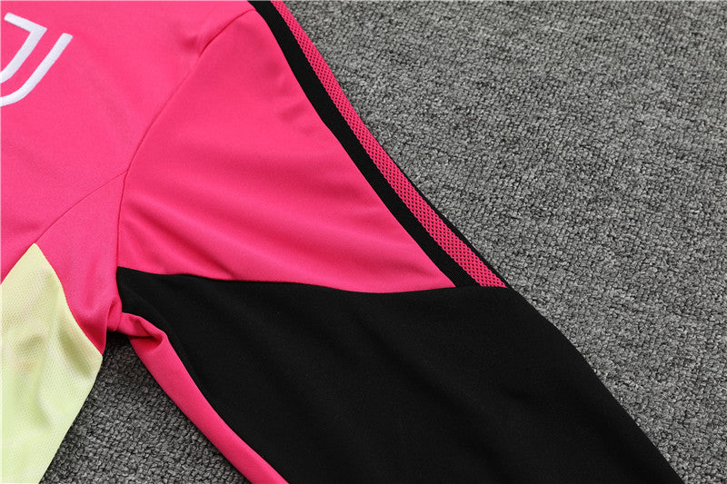 22/23 Juventus Pink And Black 1/4 Zip Tracksuit