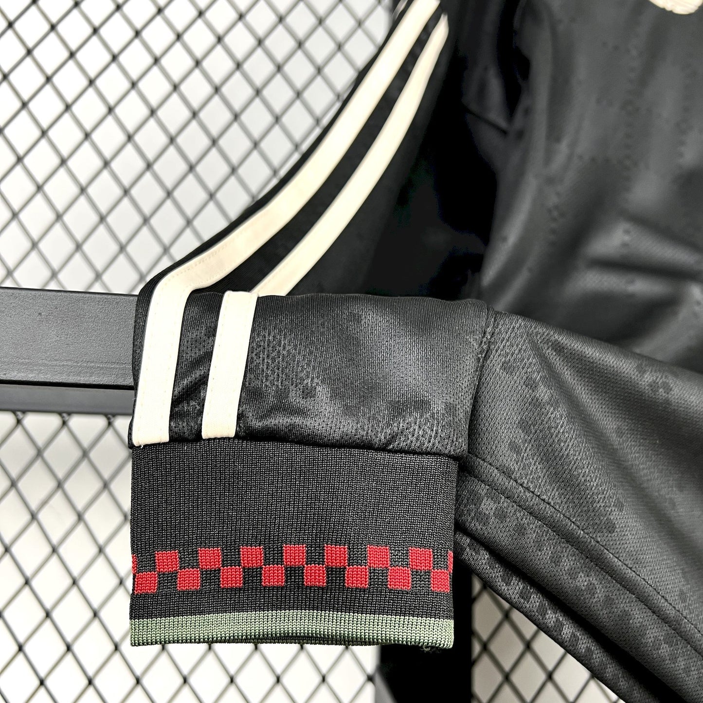 25/26 FC Bayern Munich Third Jersey (Long Sleeve)