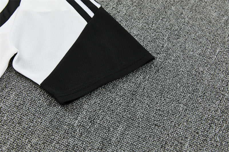 26/27 Liverpool White/Black Shorts Set