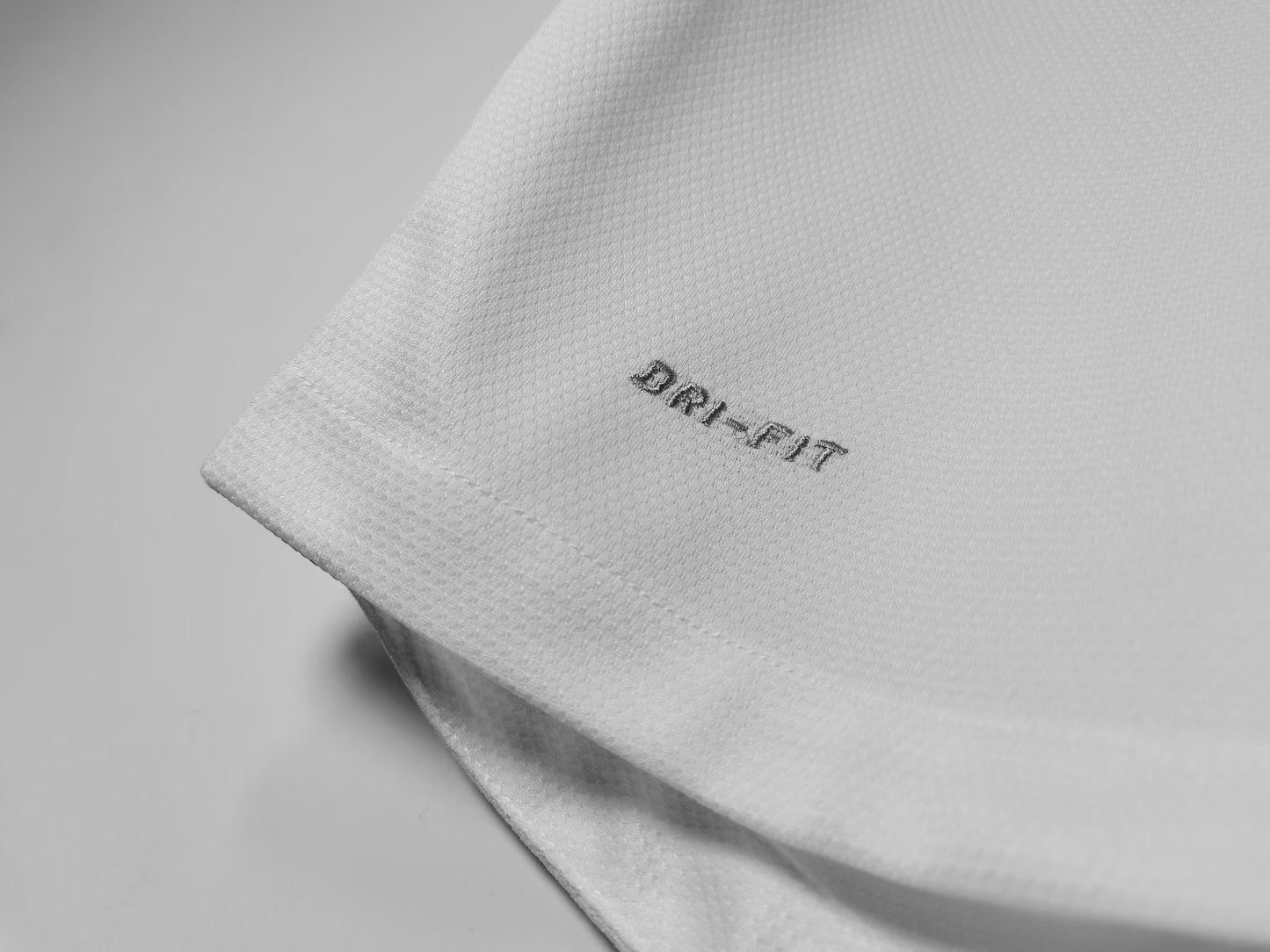 12/13 Manchester United Retro Away Jersey