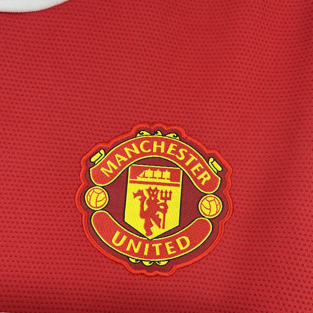 2021/22 Manchester United Retro Home Jersey