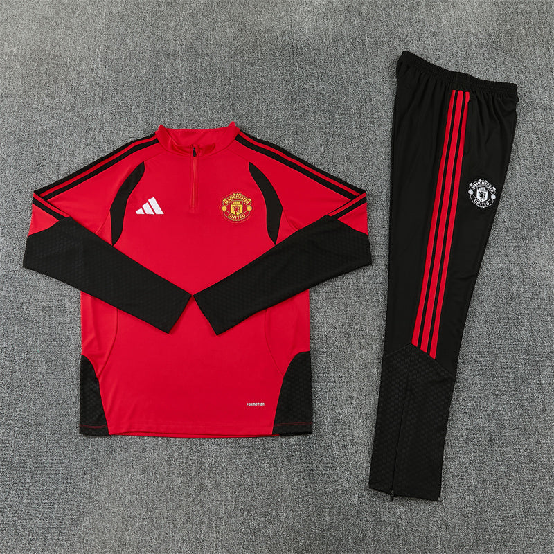 26/27 Manchester United Red And Black 1/4 Zip Tracksuit