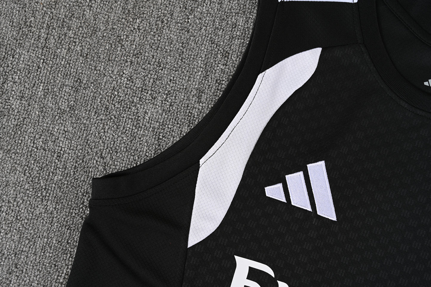 26/27 Real Madrid Black/Grey Vest Training Set