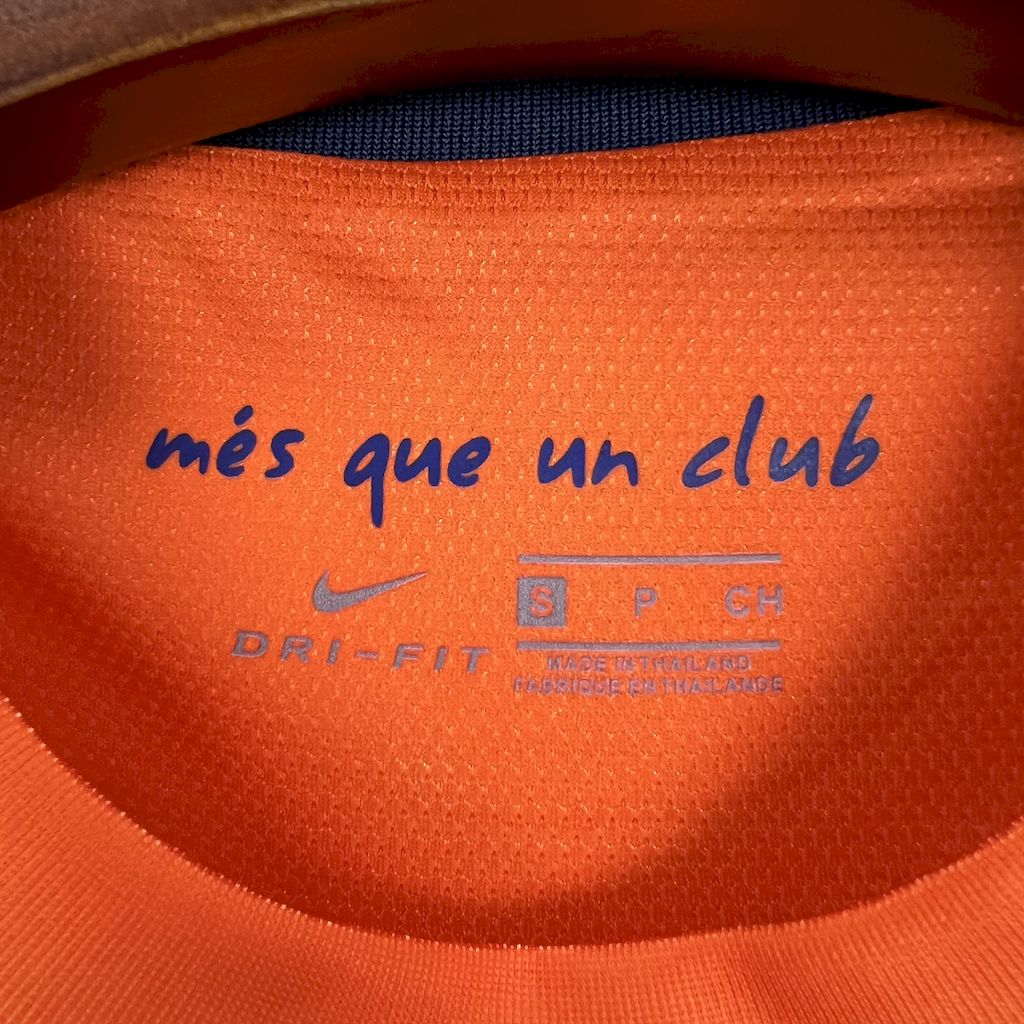 2012/13 Retro FC Barcelona Away Jersey