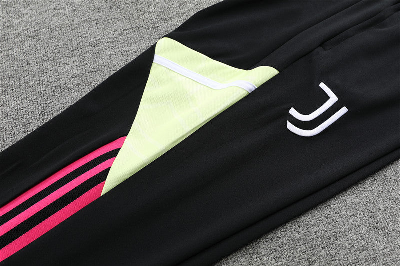 22/23 Juventus Pink And Black 1/4 Zip Tracksuit