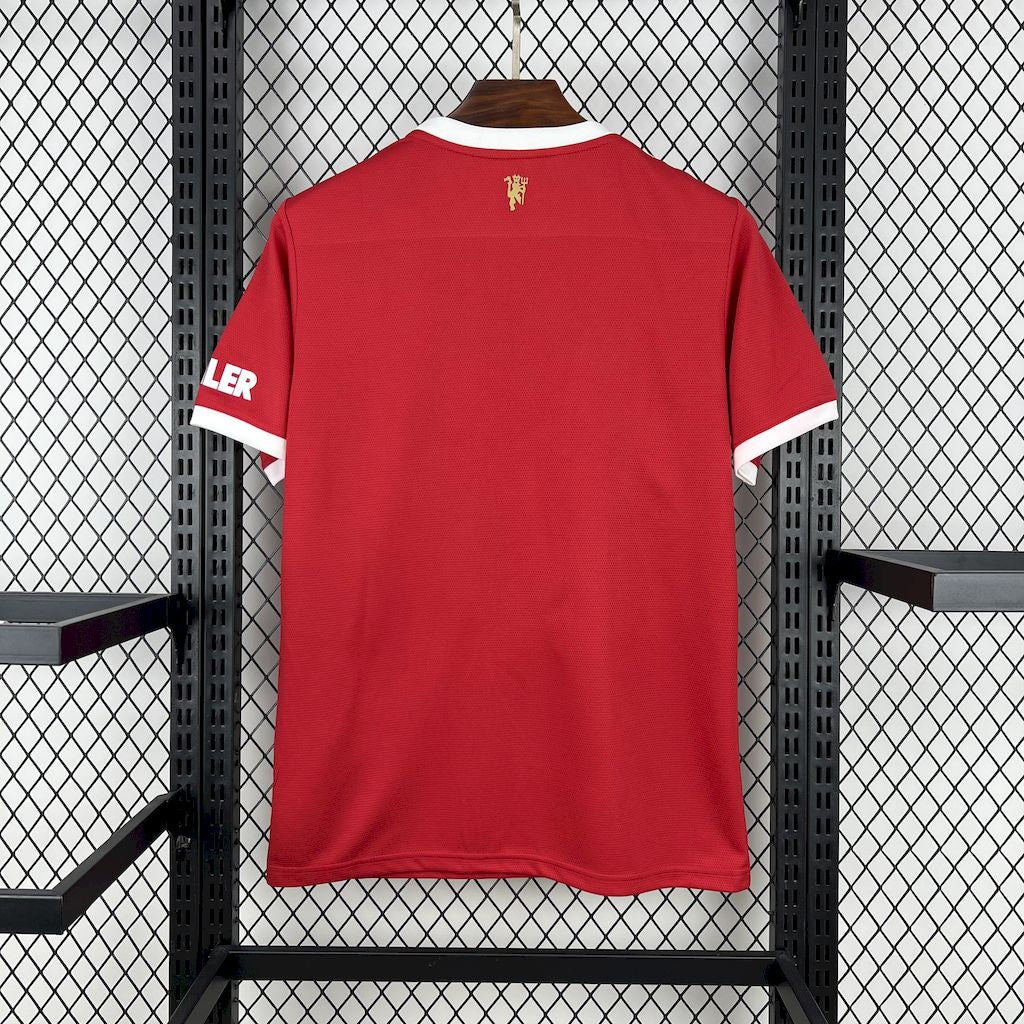 2021/22 Manchester United Retro Home Jersey
