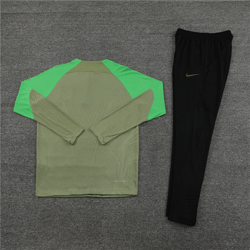 23/24 Atletico Madrid Green And Black 1/4 Zip Tracksuit