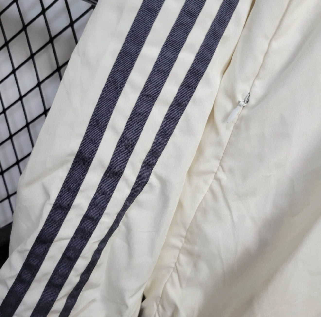 Juventus Cream/Grey Windbreaker