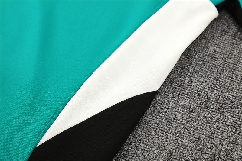 25/26 Liverpool FC Green 1/4 Zip Tracksuit