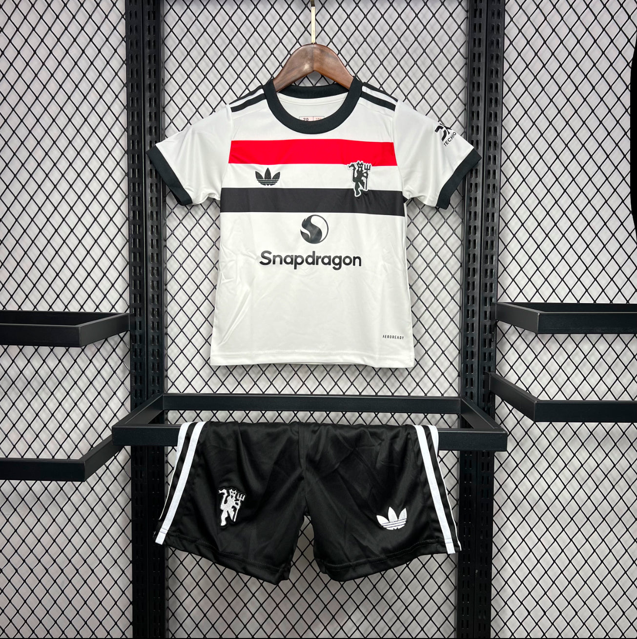 24/25 Manchester United Third Kids Kit