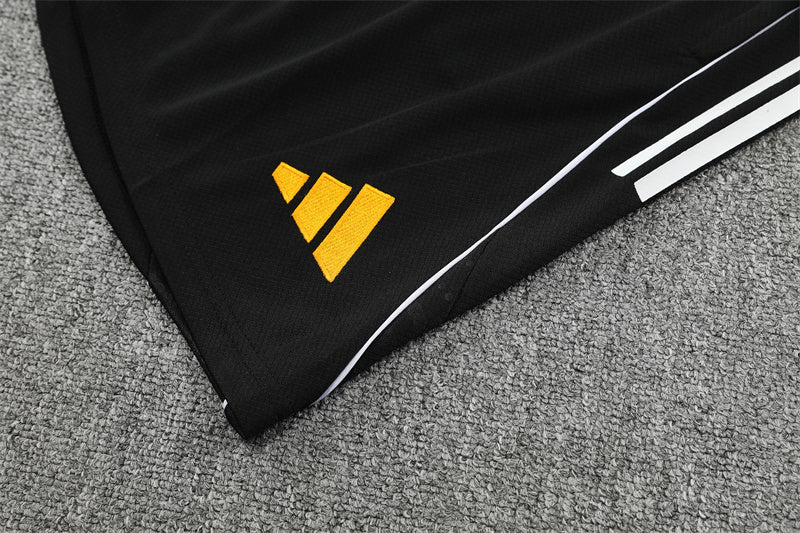 Real Madrid x Marvel Black Shorts Training Set