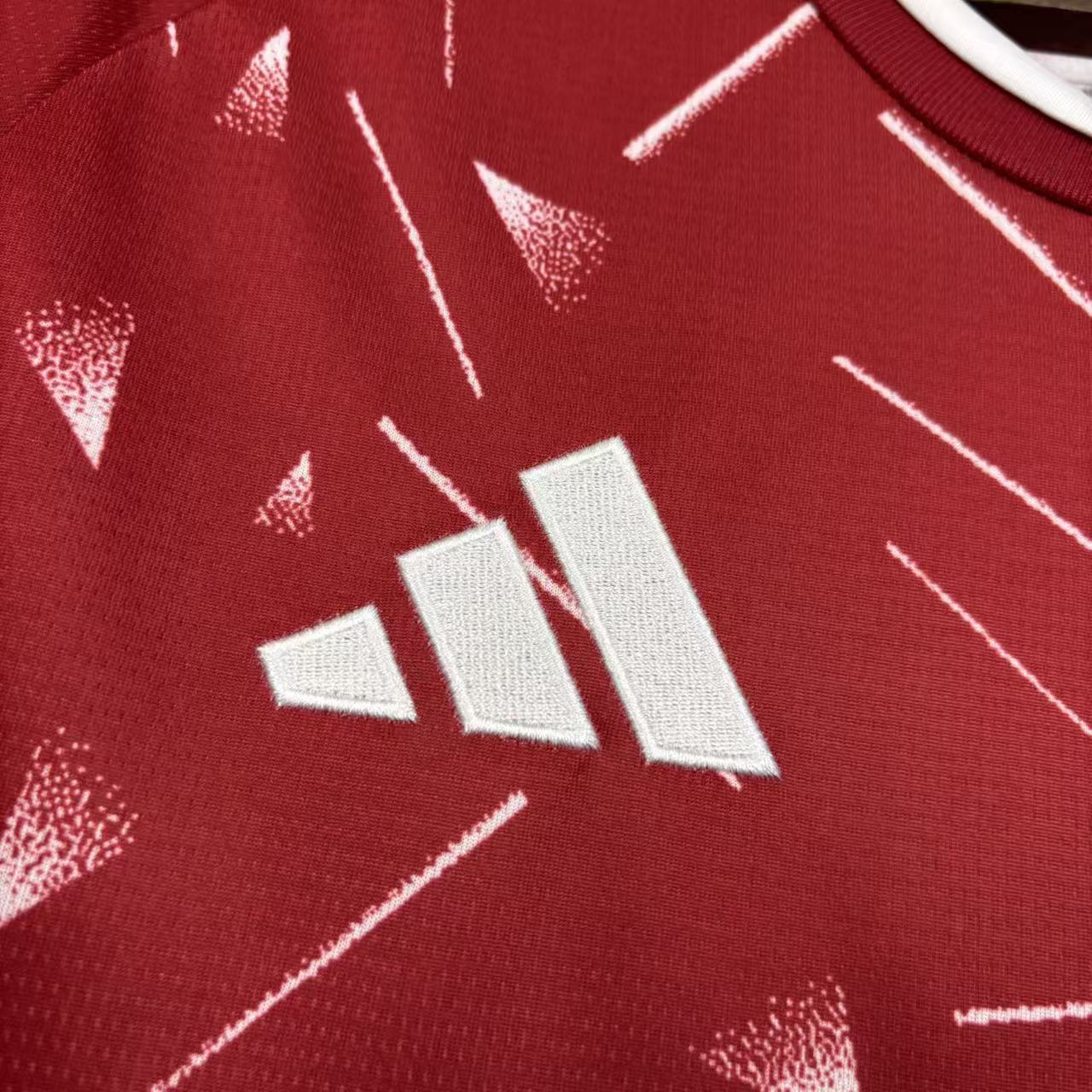 26/27 Liverpool Home Jersey