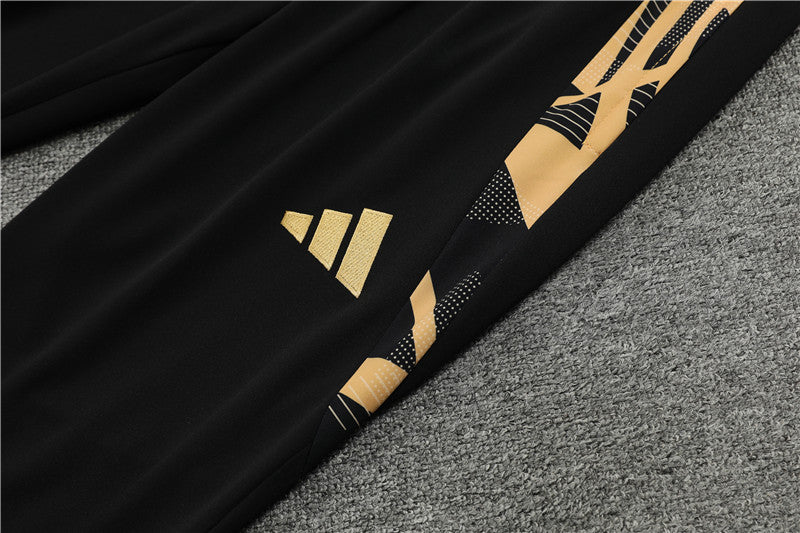 24/25 Real Madrid Black And Gold 1/4 Zip Tracksuit