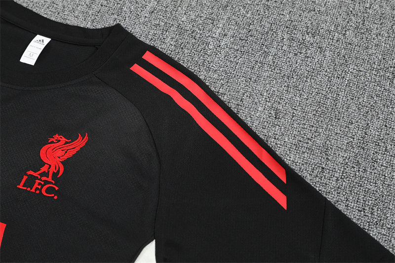 25/26 Liverpool Black Shorts Training Set