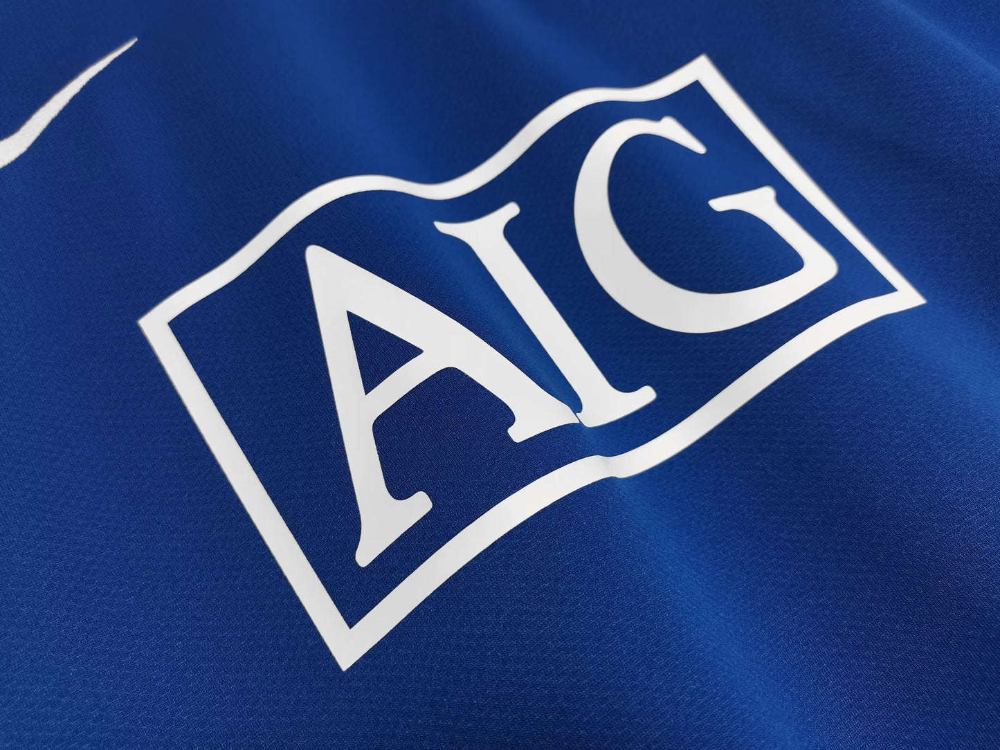 08/09 Manchester United Retro Away Jersey