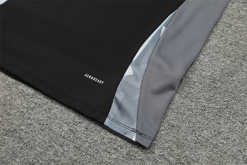 2025 Italy Black 1/4 Zip Tracksuit