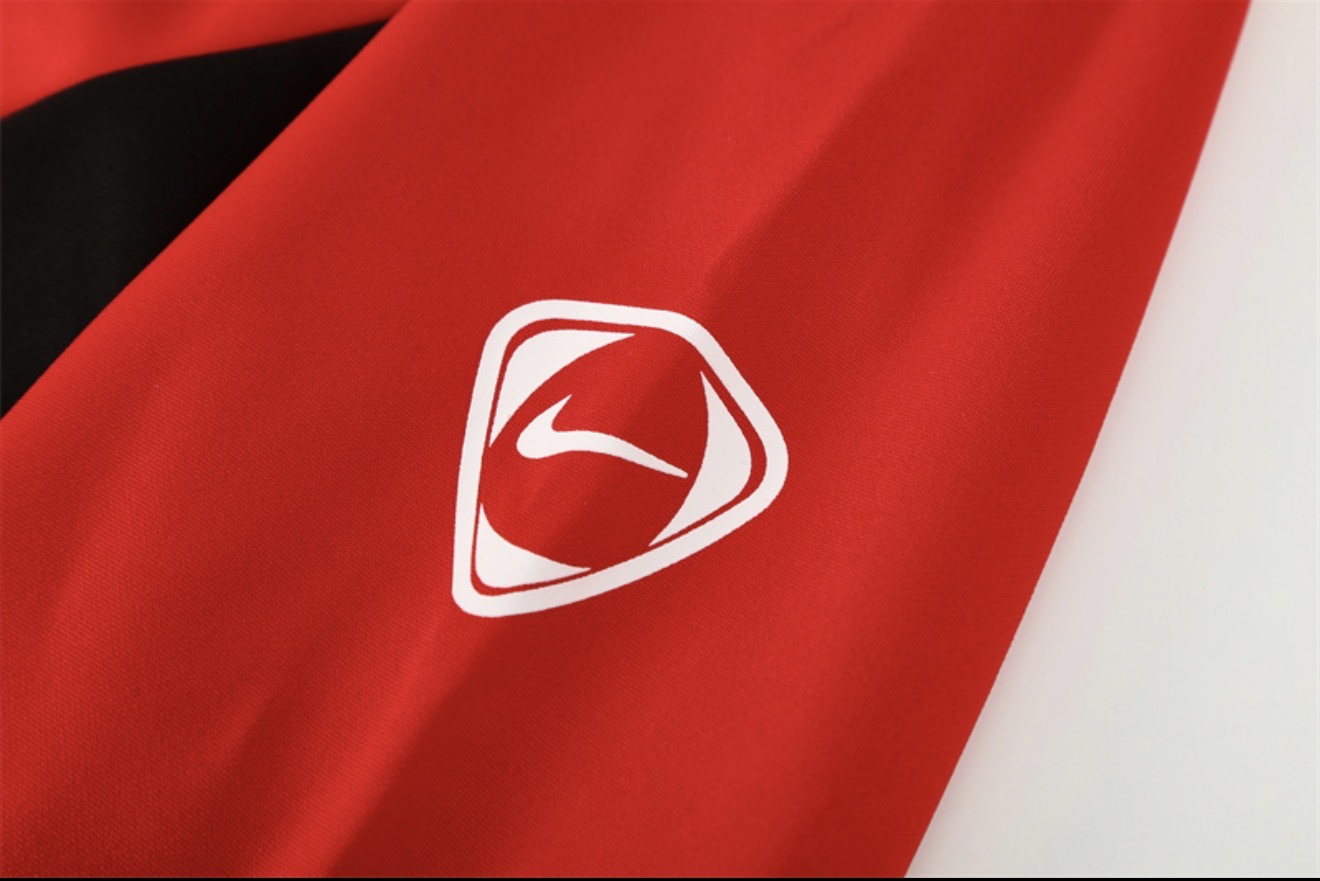 2002/03 Manchester United Retro Training Top