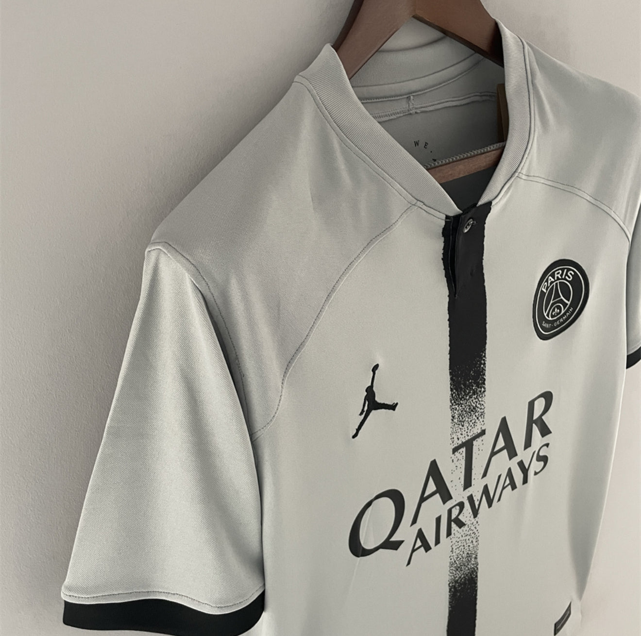 22/23 PSG Away Jersey