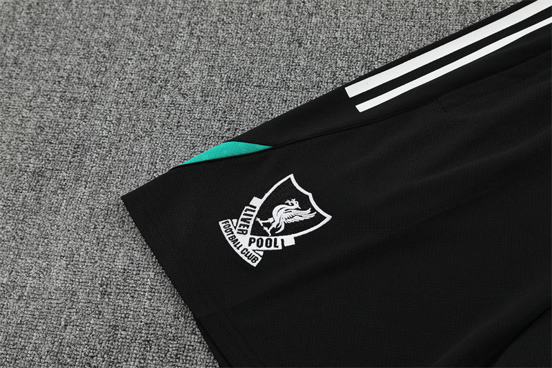 25/26 Liverpool Green/Black Shorts Training Set