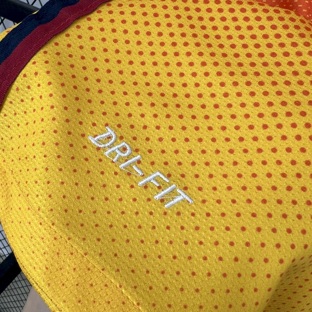 2012/13 Retro FC Barcelona Away Jersey