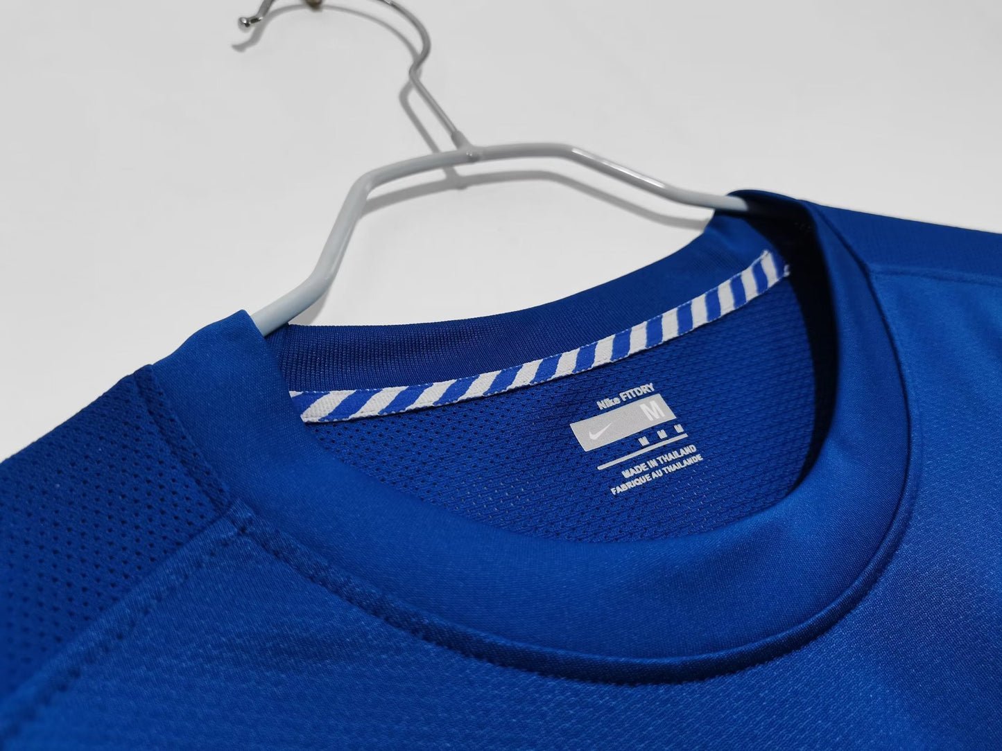 08/09 Manchester United Retro Away Jersey