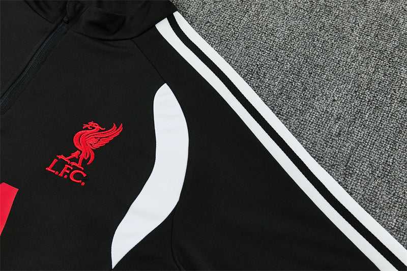 26/27 Liverpool FC Black And White 1/4 Zip Tracksuit