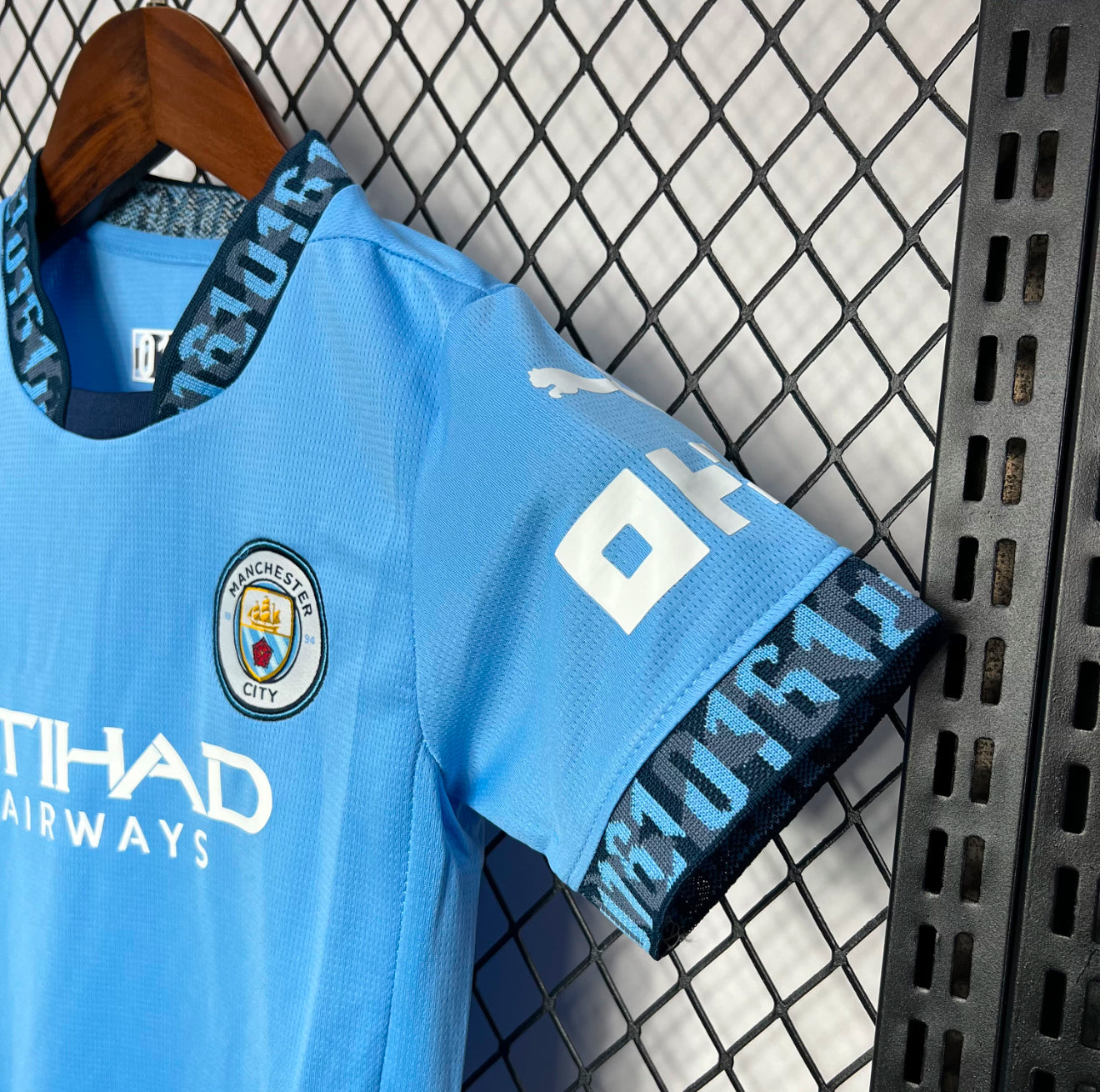 24/25 Manchester City Home Kids Kit