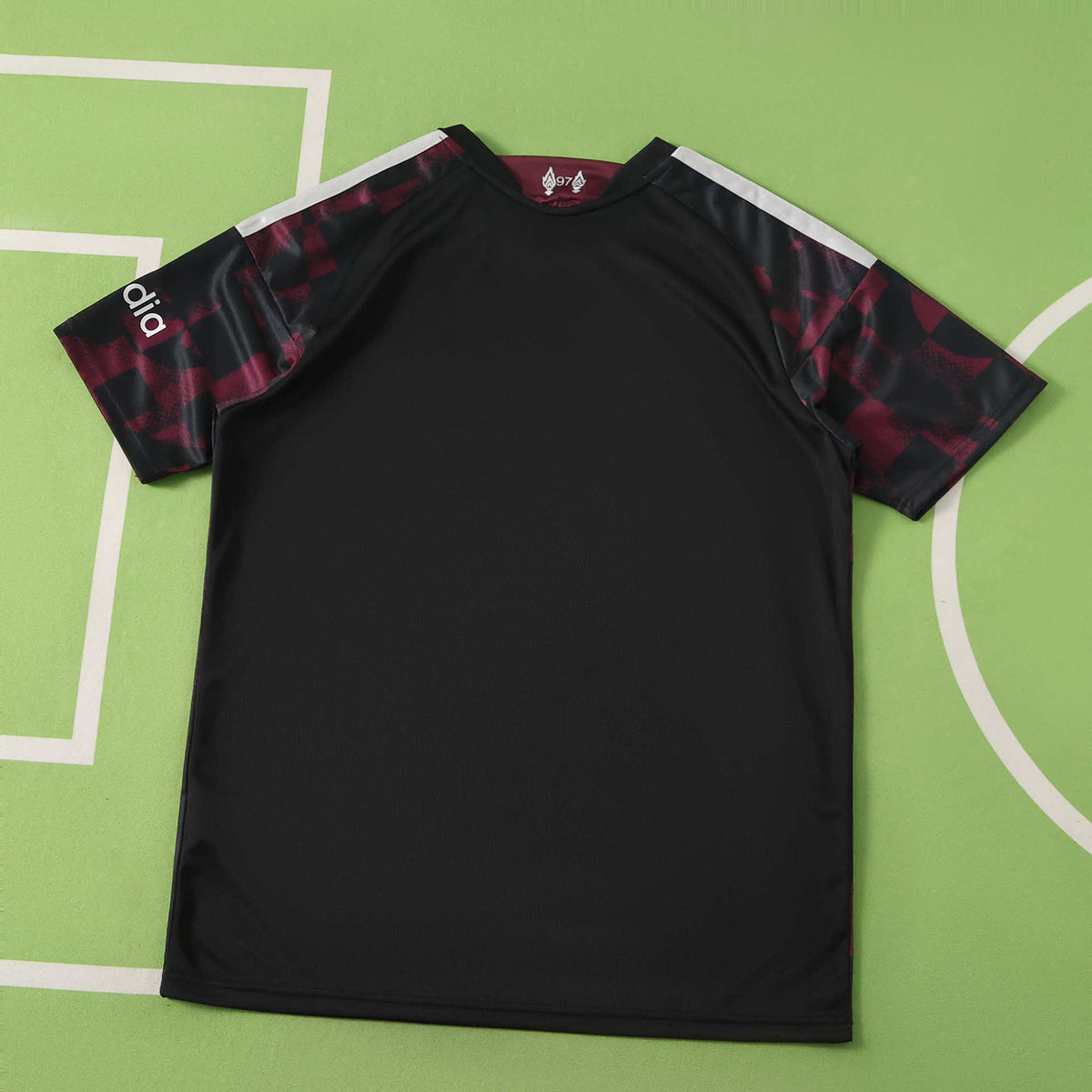 26/27 Liverpool Third Jersey