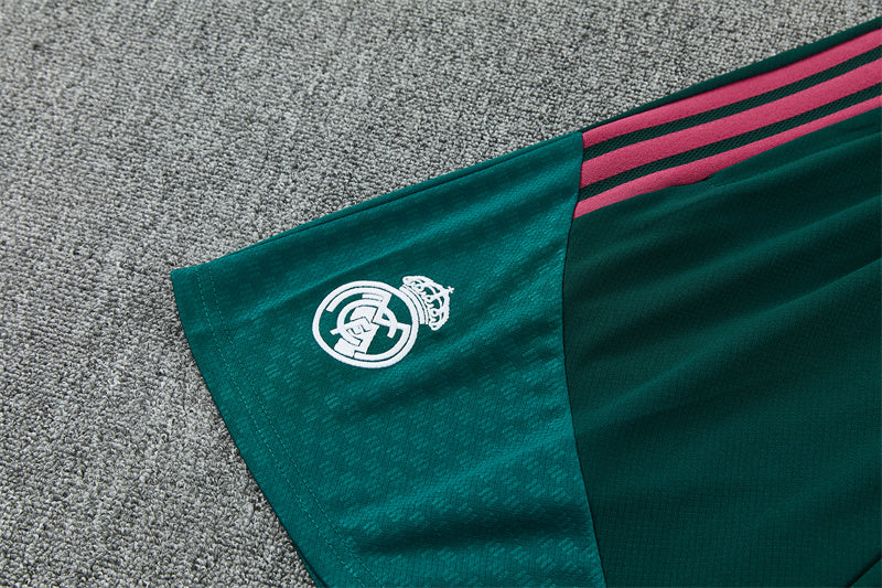 26/27 Real Madrid Green/Pink Shorts Training Set