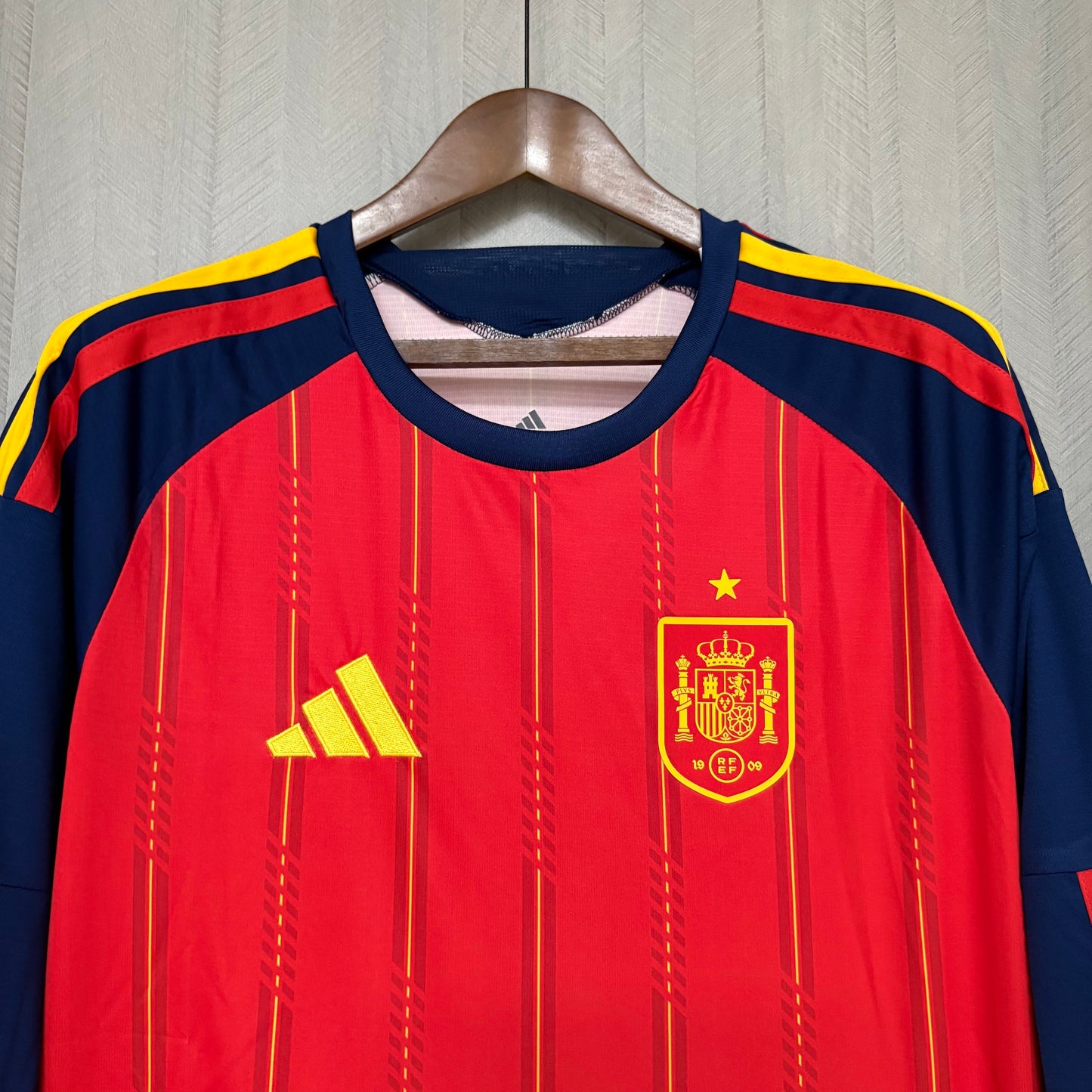 2026 Spain Home Jersey (Long Sleeve)