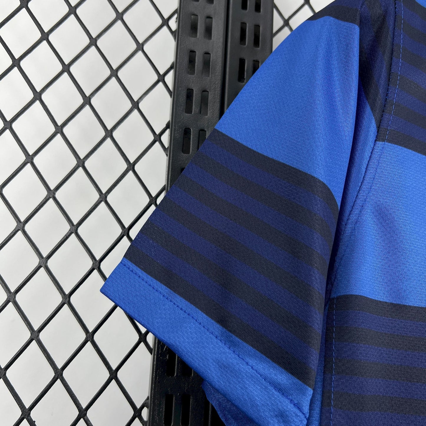 2011/12 Manchester United Retro Away Jersey